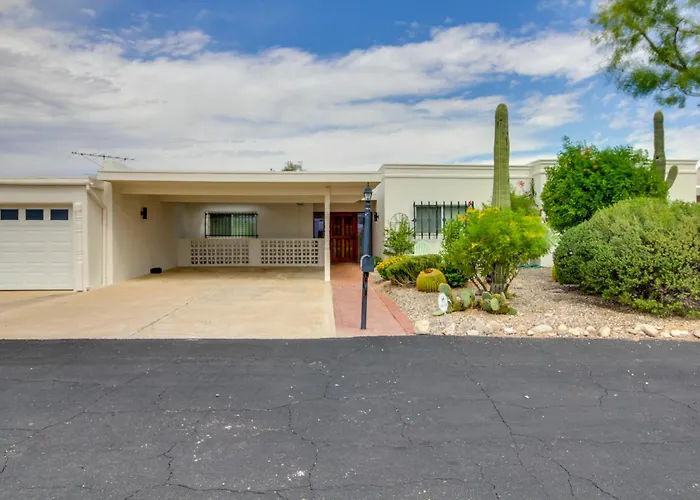 Holiday home Townhome W/ Shared Pool In 55 + Community! *